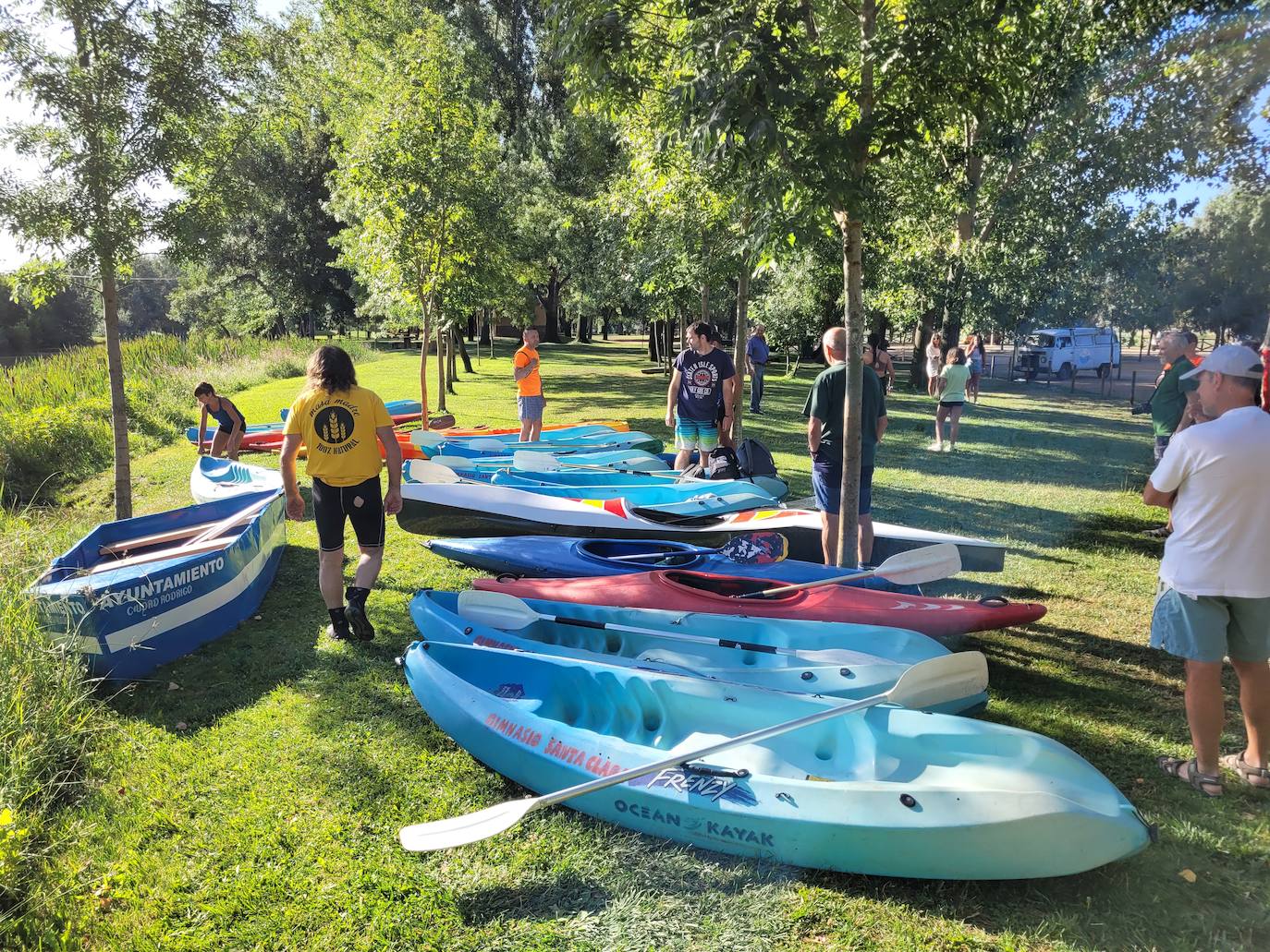 Carrera y piraguas en el río de Ciudad Rodrigo