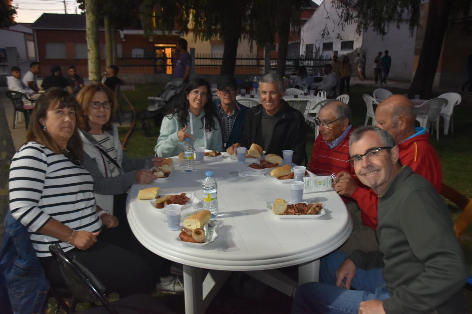 Las mejores fotos de la parrillada de Encinas de Abajo