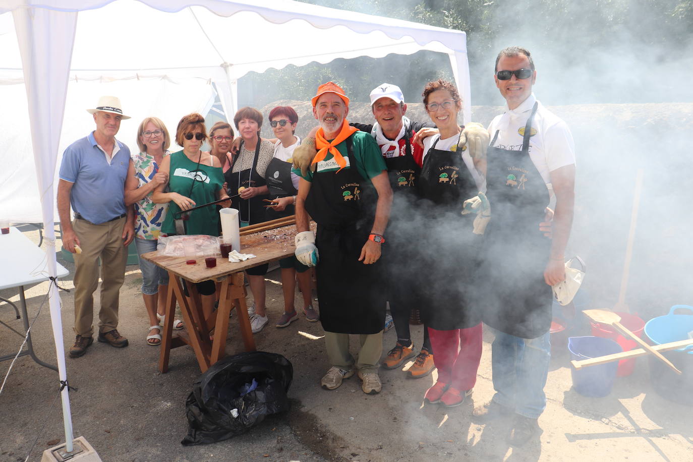 Valdesangil celebra su fiesta con una animada comida