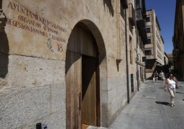 Entrada del OAGER, Salamanca.