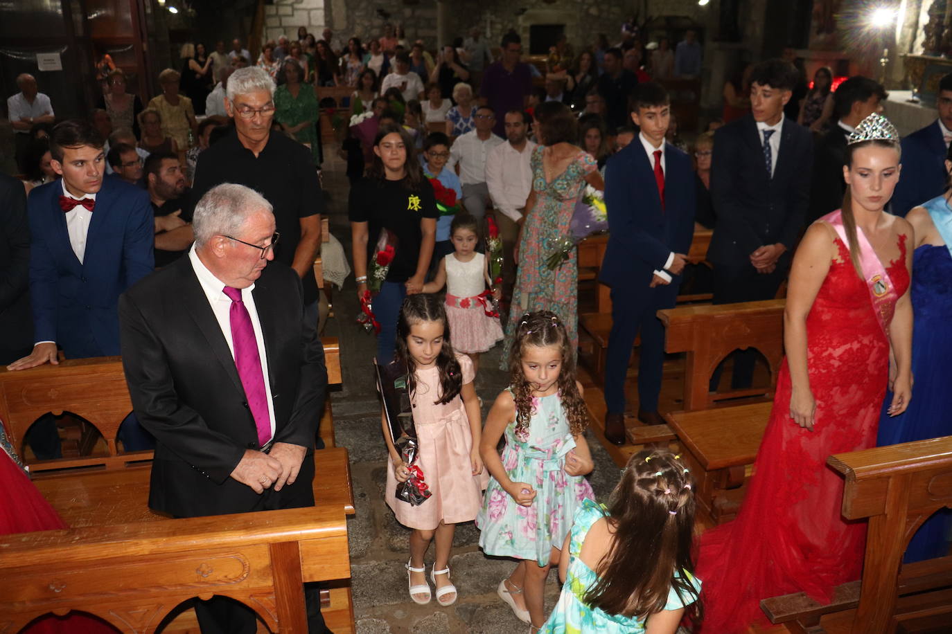 Ledrada da inicio a sus fiestas de San Roque con pregón y nueva reina