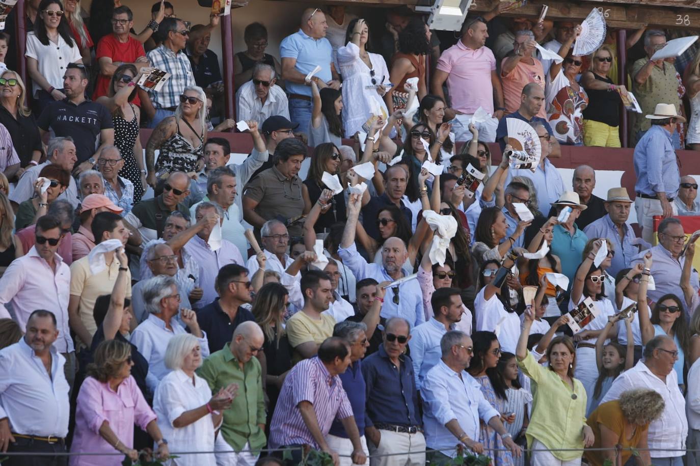 Las mejores imágenes del festejo de El Juli, El Capea y López Chaves en Guijuelo