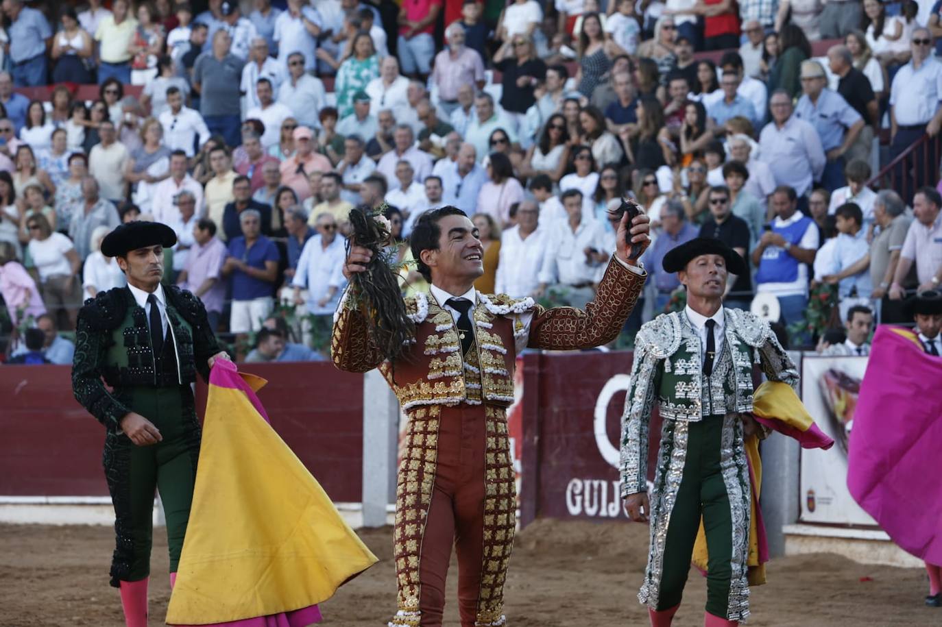 Las mejores imágenes del festejo de El Juli, El Capea y López Chaves en Guijuelo