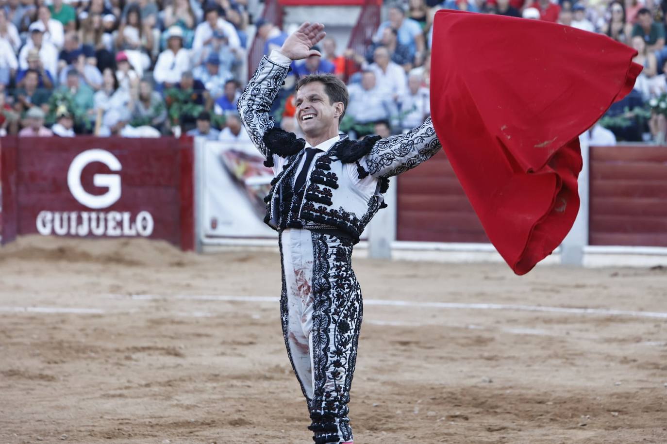 Las mejores imágenes del festejo de El Juli, El Capea y López Chaves en Guijuelo