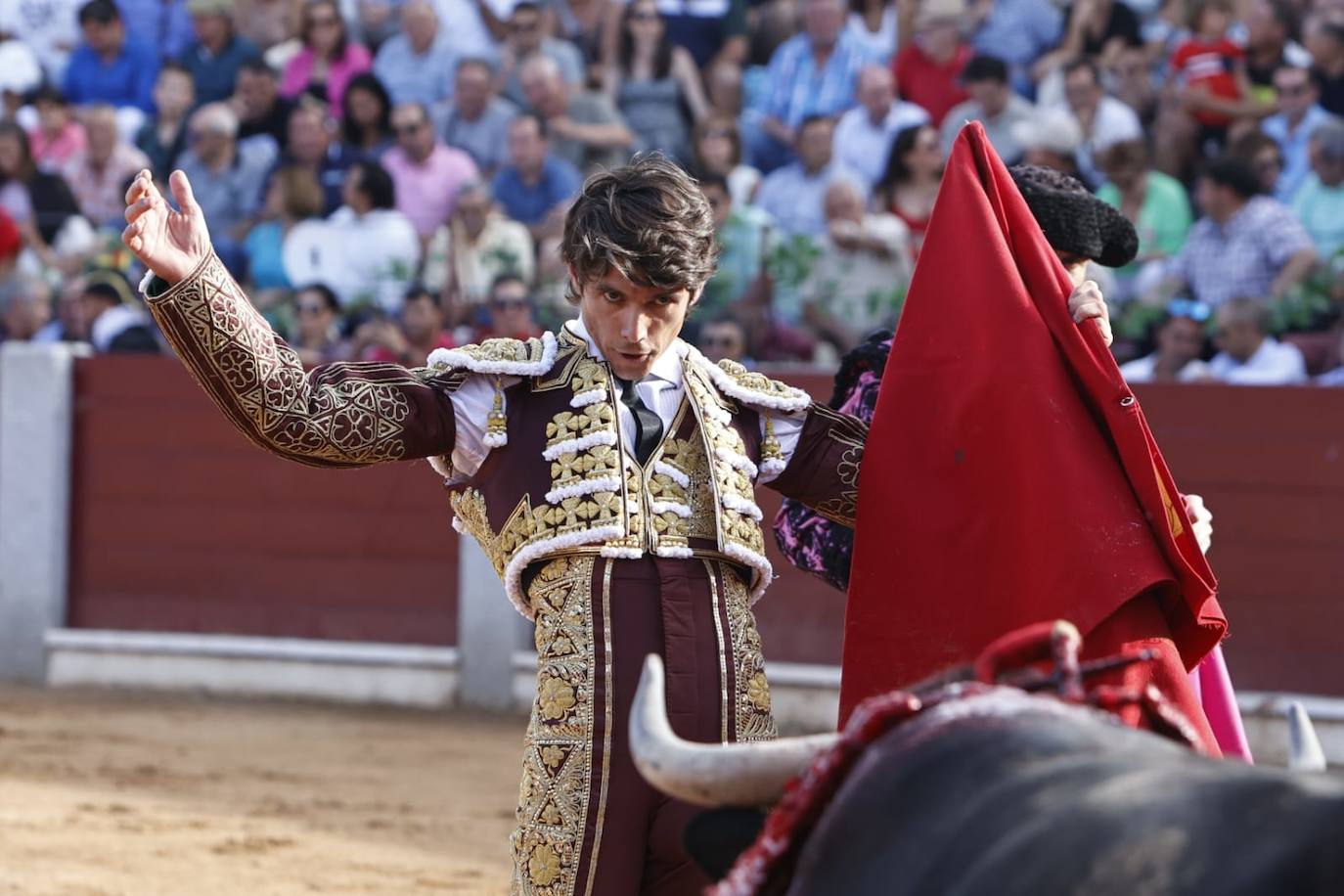 Las mejores imágenes del festejo de Talavante, Castella y Diosleguarde en Guijuelo