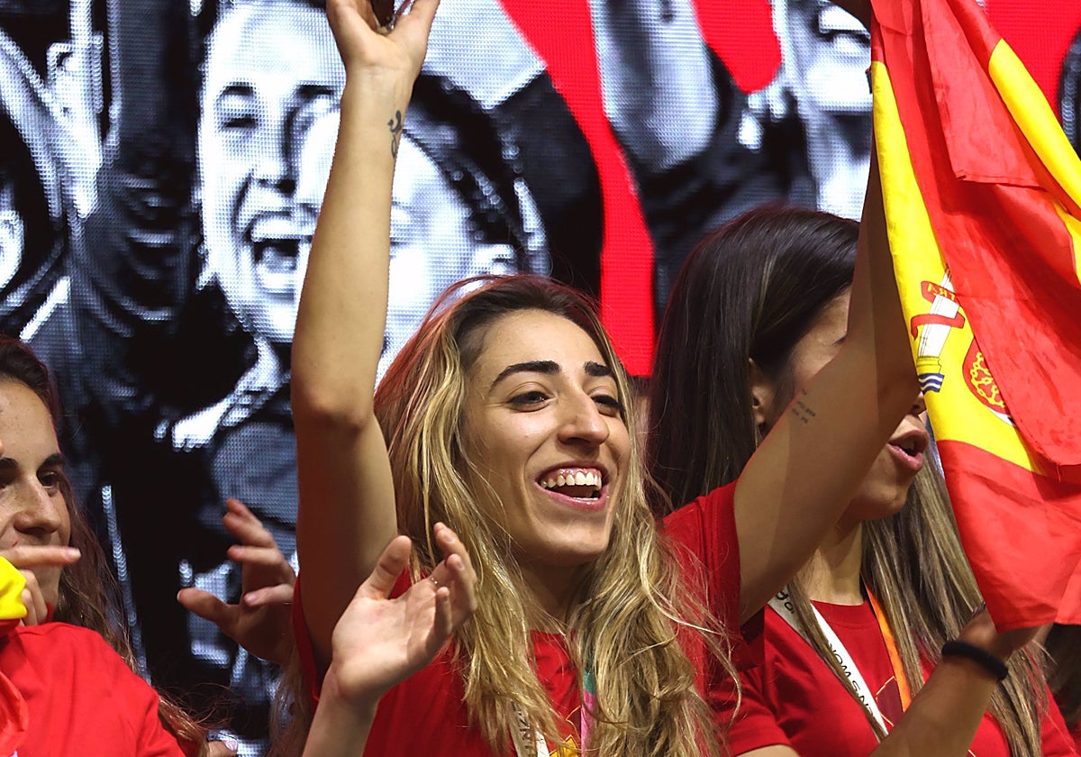 Olga Carmona durante la celebración del mundial