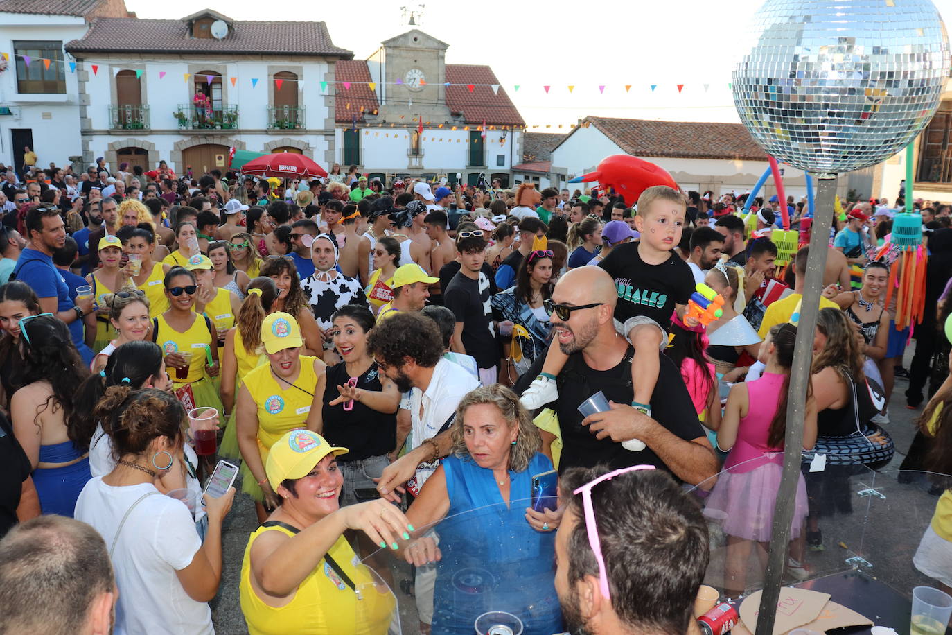 El chupinazo llena Los Santos de fiesta y diversión