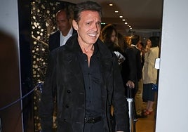 El cantante Luis Miguel, ingresado de urgencia en Chile