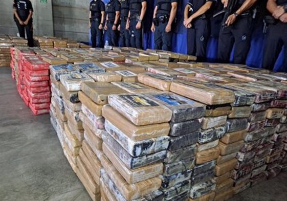 Incautadas 10 toneladas de cocaína en Algeciras, el mayor alijo de la historia de España