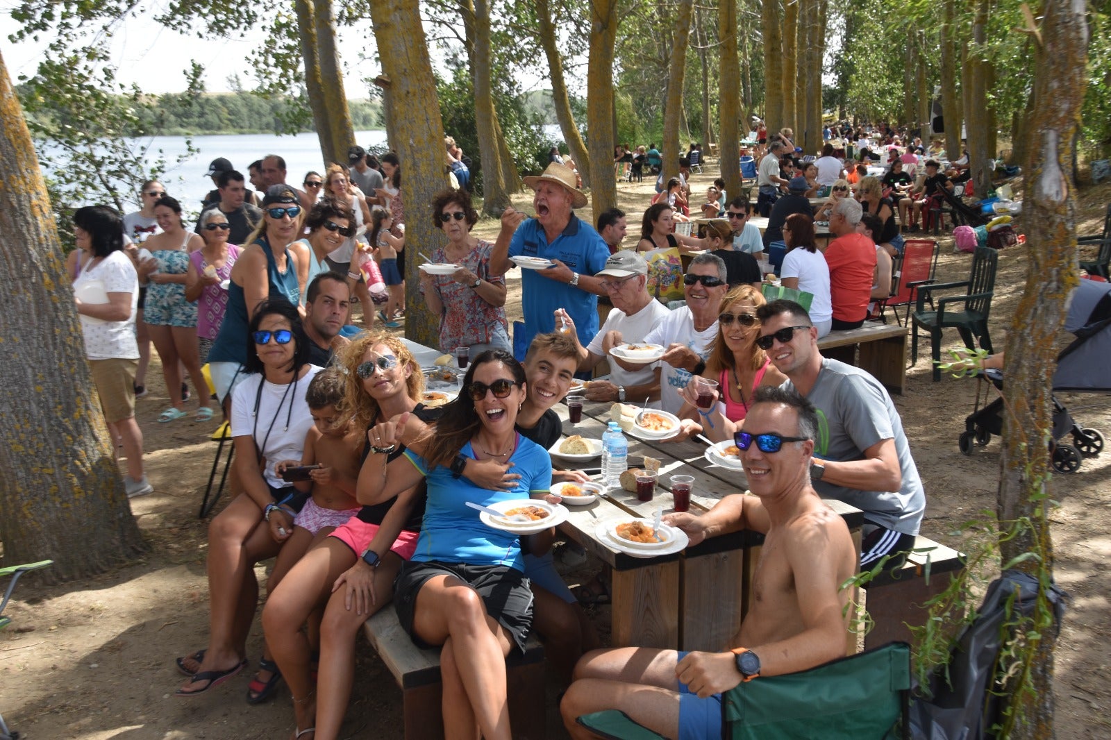 Comida de hermandad en Villagonzalo en El Verdinal