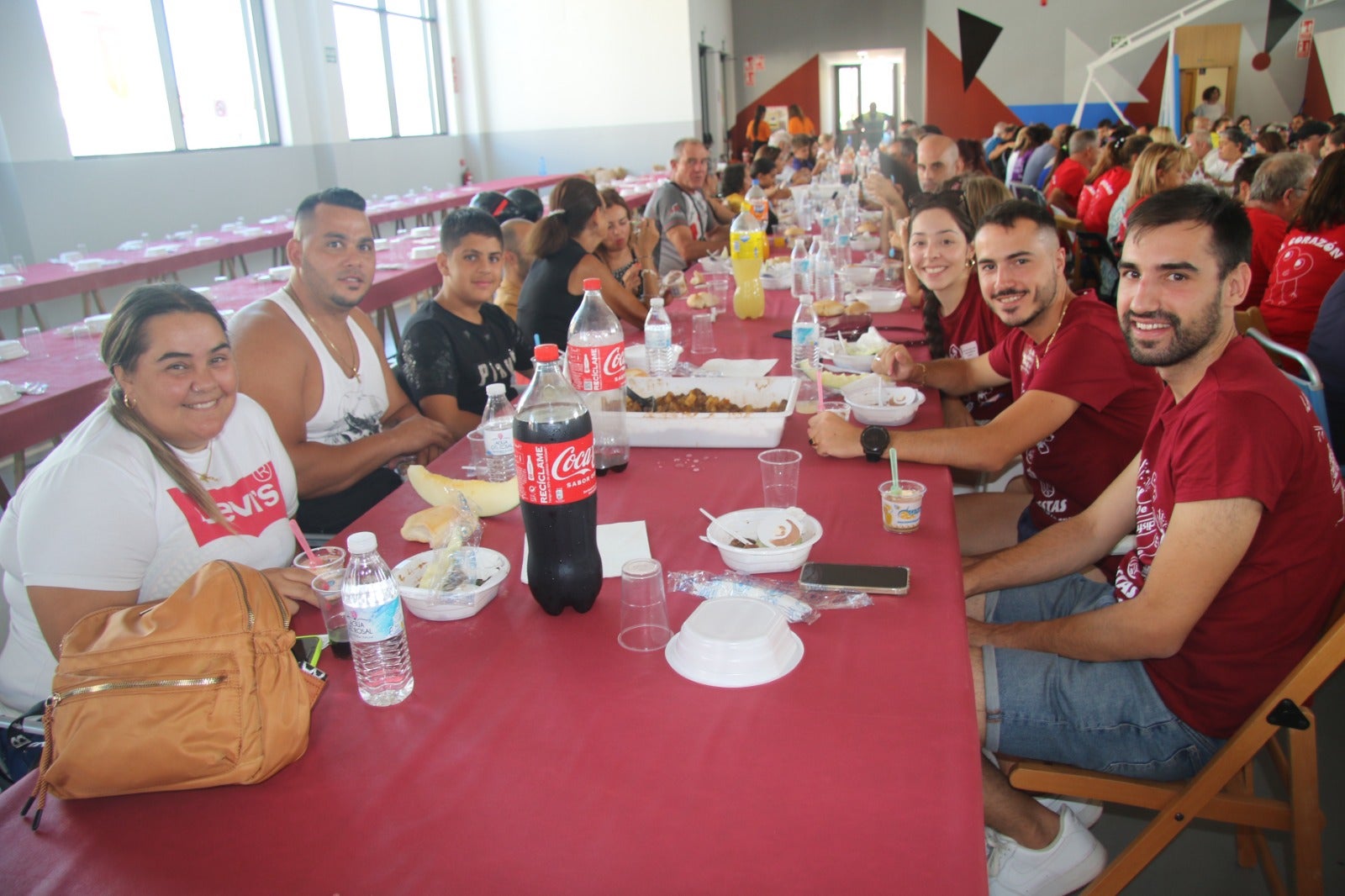 Villares degusta 800 raciones de caldereta