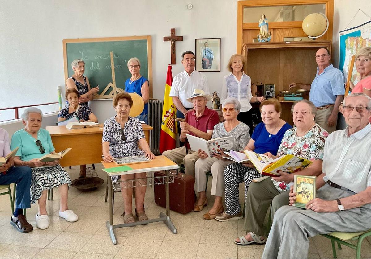 CONCURSO 'Así somos en mi pueblo'. La escuela del ayer de Pedrosillo El Ralo