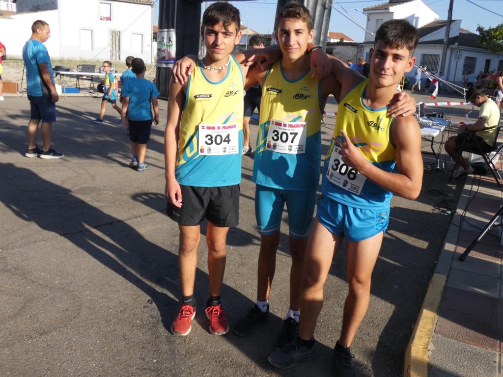 Las mejores imágenes del Cross solidario de Pelabravo