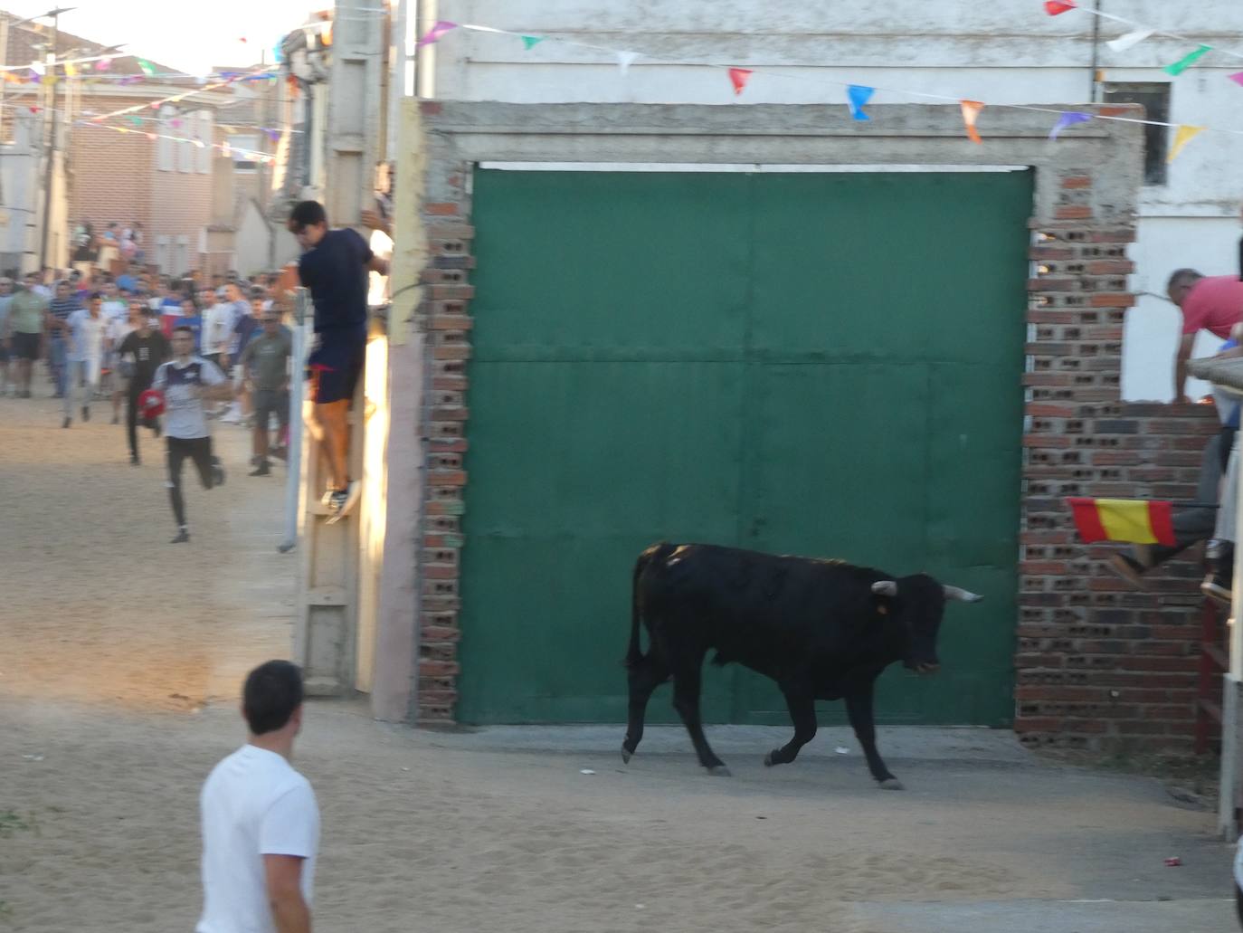 Multitudinario segundo encierro en Villaflores