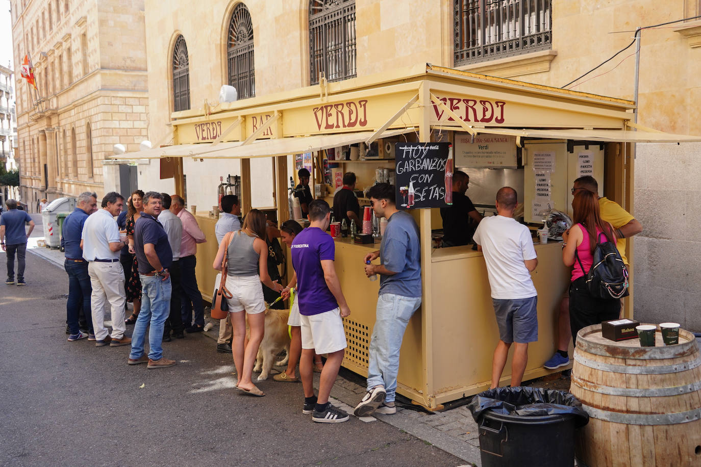 Gran ambiente en el inicio anticipado de la Feria de Día en Salamanca