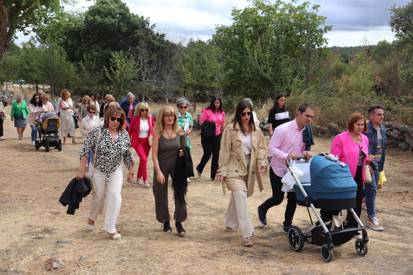 Sorihuela marca la cuenta atrás de sus fiestas con la subida a la iglesia del Cristo de Valvanera