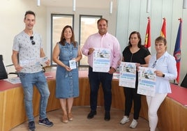 Javier Julián, María Jesús Moro, Roberto Martín, Maleny Gómez y Teresa Cetulio en la presentación de las propuestas culturales.