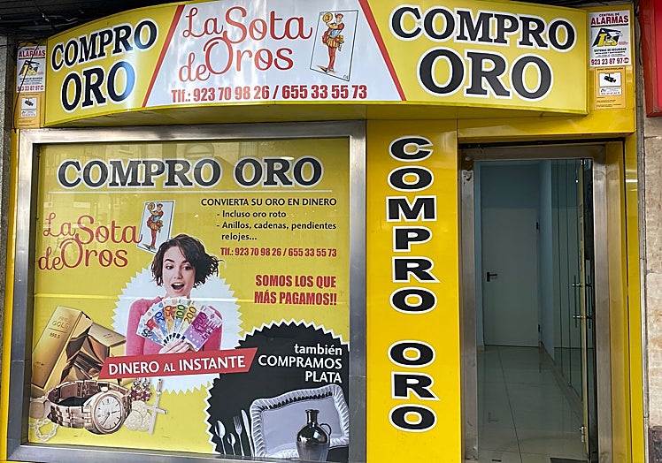 «Compro Oro-La Sota de Oros», situado en la Avenida de Mirat, 3.