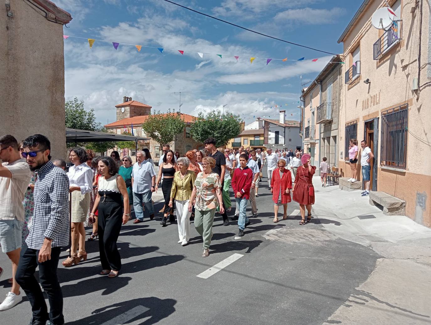 Gallegos de Solmirón no falla a la Virgen de Gracia Carrero