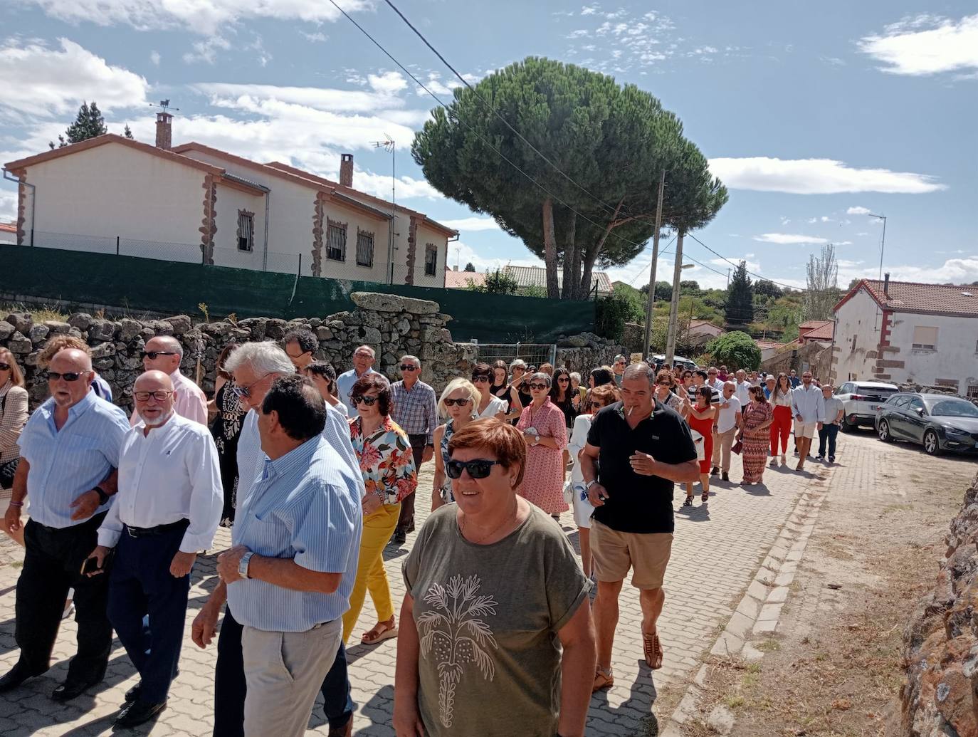 Gallegos de Solmirón no falla a la Virgen de Gracia Carrero