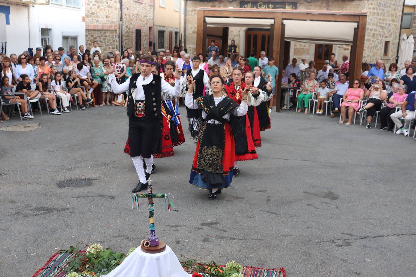 La fiesta no para en Cespedosa de Tormes