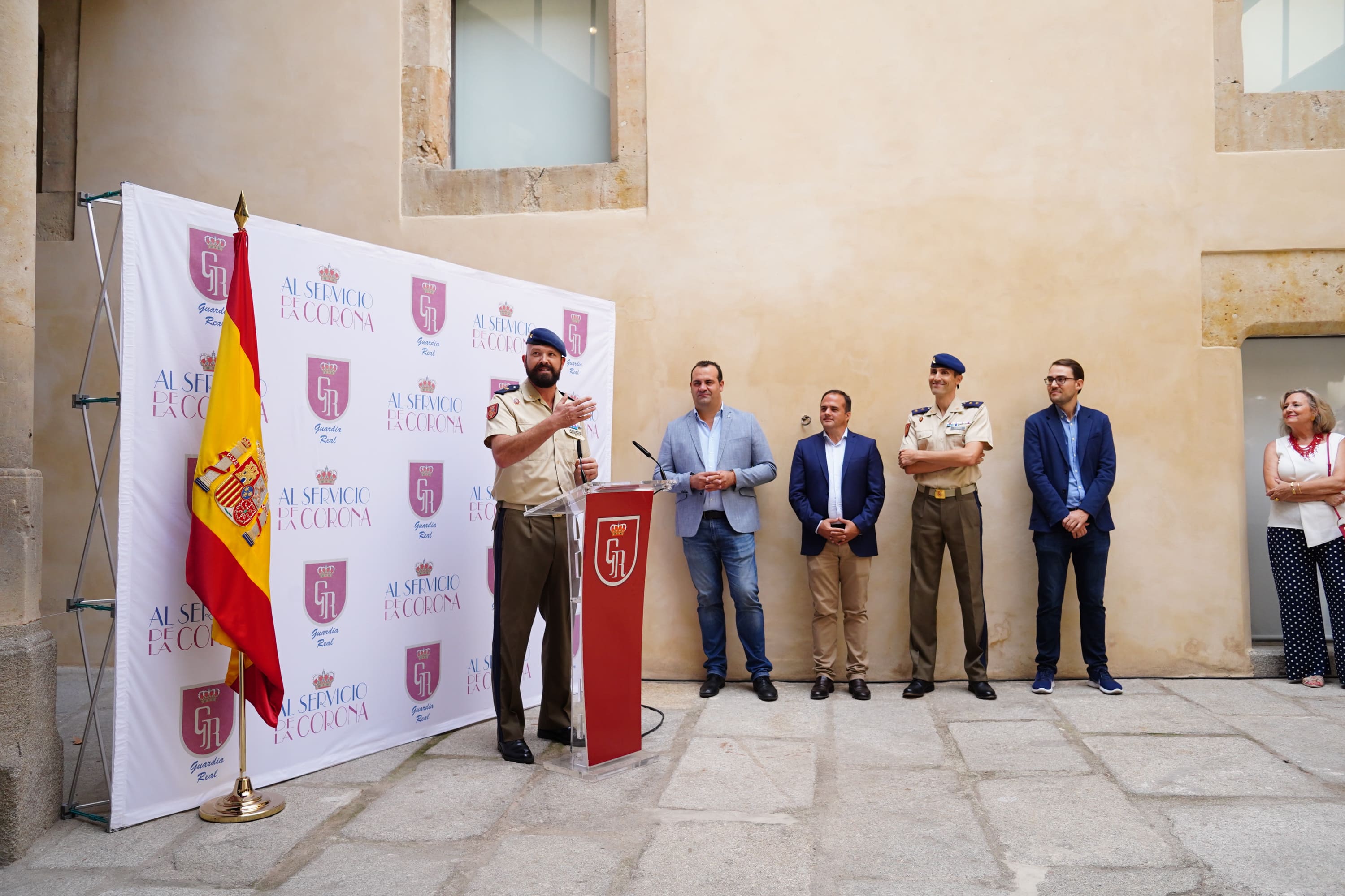 El Rolls-Royce que llevó a Felipe VI al altar, aparcado en la Torre de Anaya
