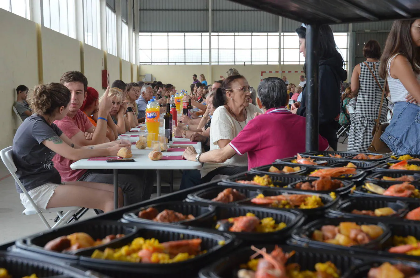 Opípara comida para rematar las fiestas en Villaseco de los Reyes