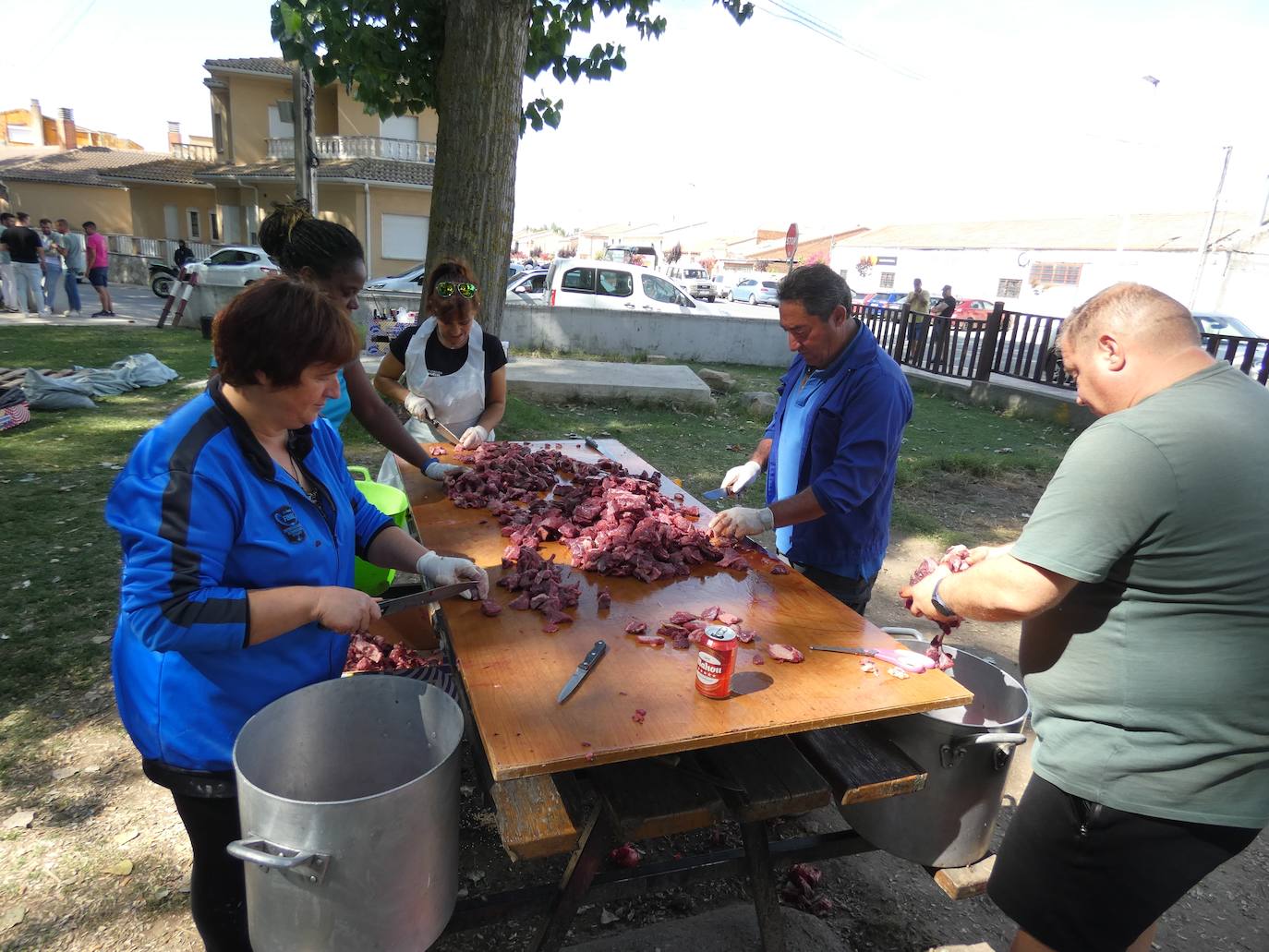 Los toros del cajón y la merienda de la vaca rematan las fiestas de Villoria