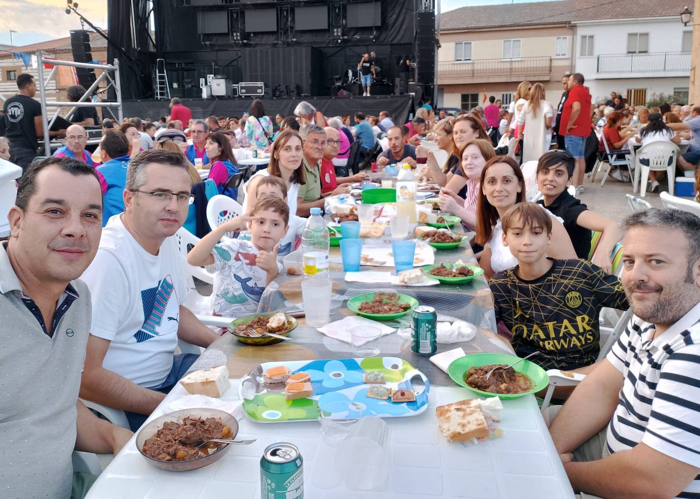 Los toros del cajón y la merienda de la vaca rematan las fiestas de Villoria