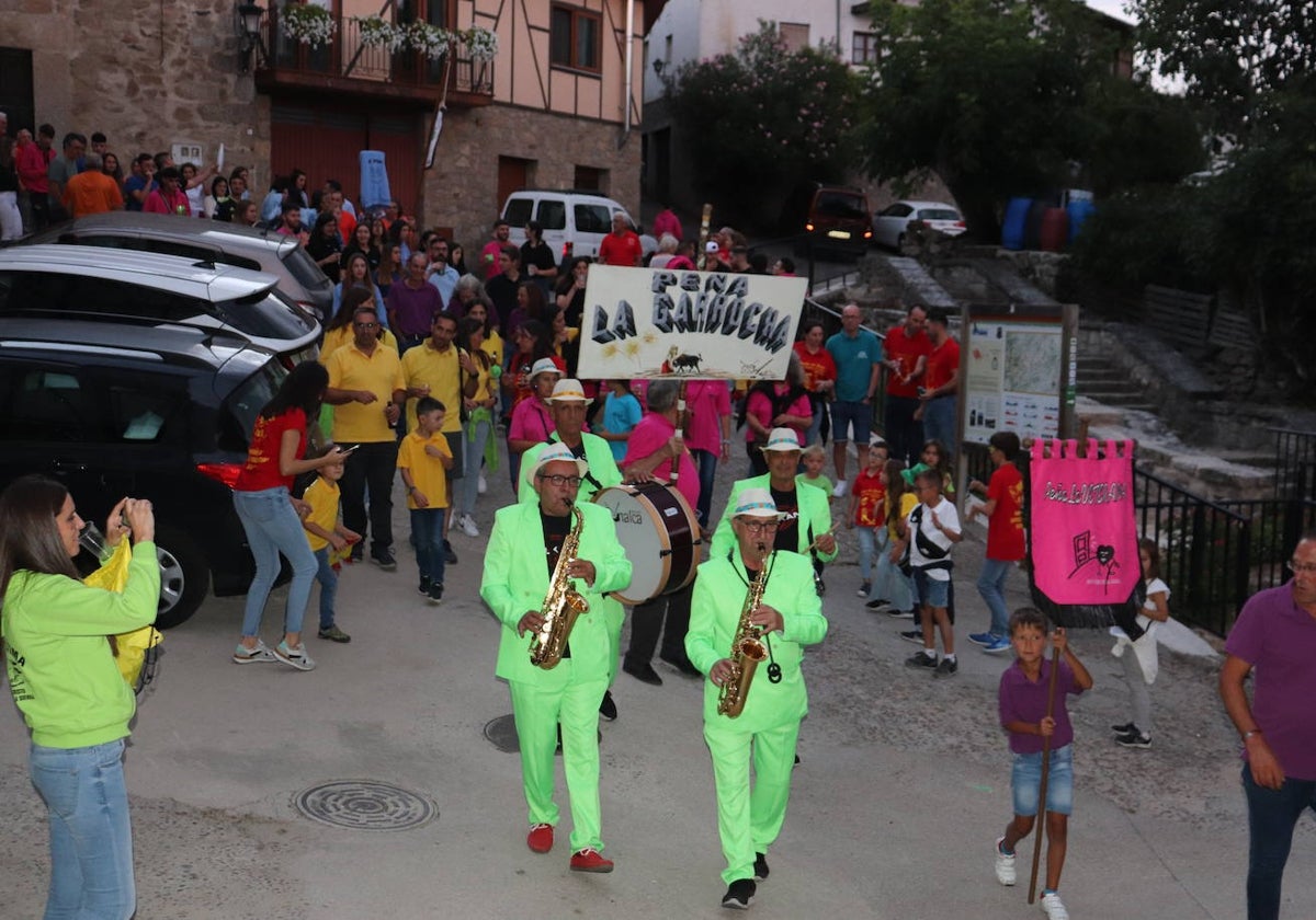 Comienza la fiesta en San Esteban de la Sierra