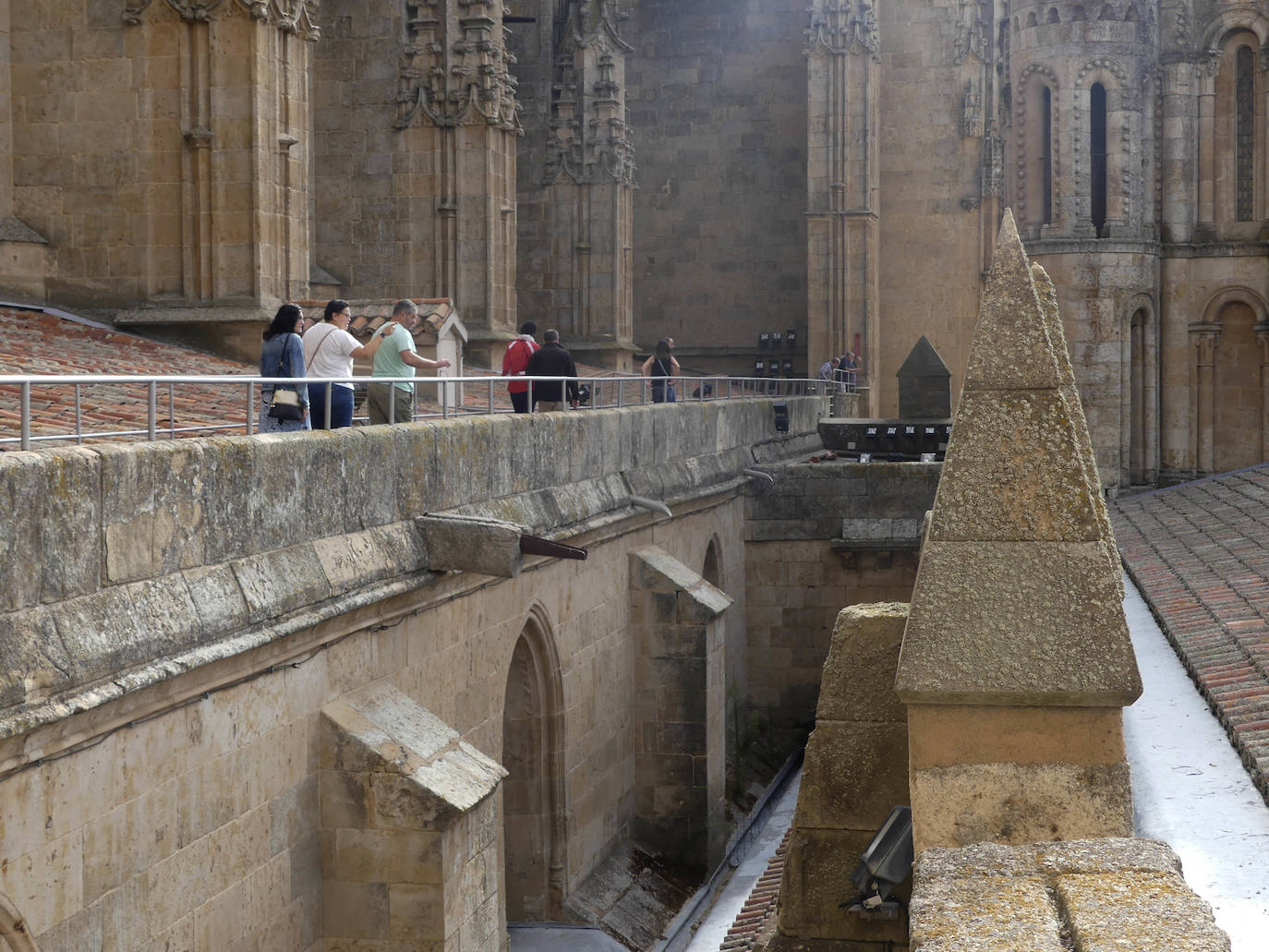 Largas colas en la jornada de puertas abiertas de espacios culturales