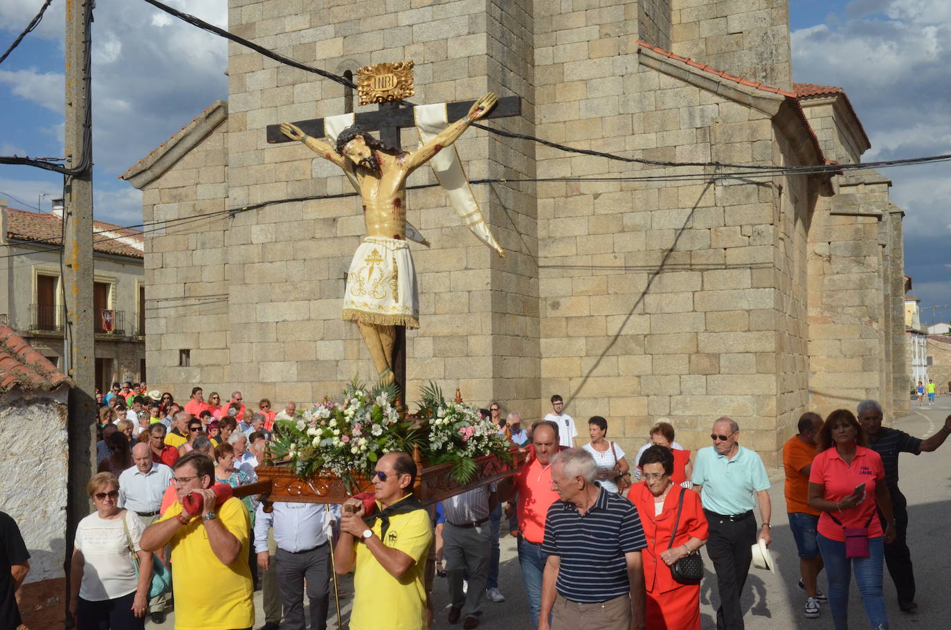 Ofrendas de destreza al Cristo de las Mercedes en Barruecopardo