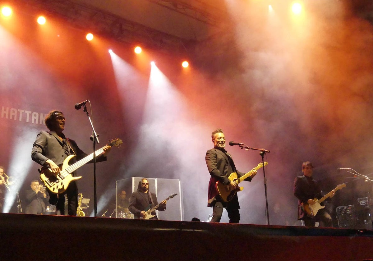 El rock latino de Café Quijano cala hondo en el cierre de las fiestas