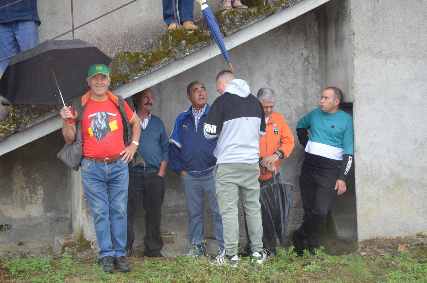 Tres encierros a caballo en uno en Barruecopardo