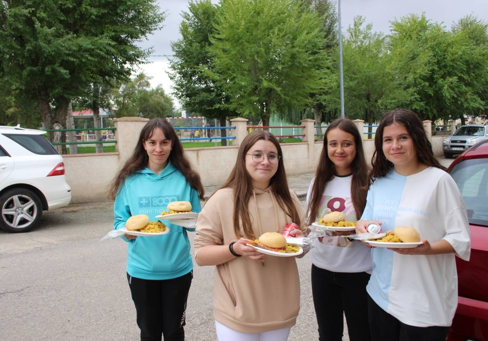 Bóveda del Río Almar reta al cielo y disfruta de su paella a la intemperie