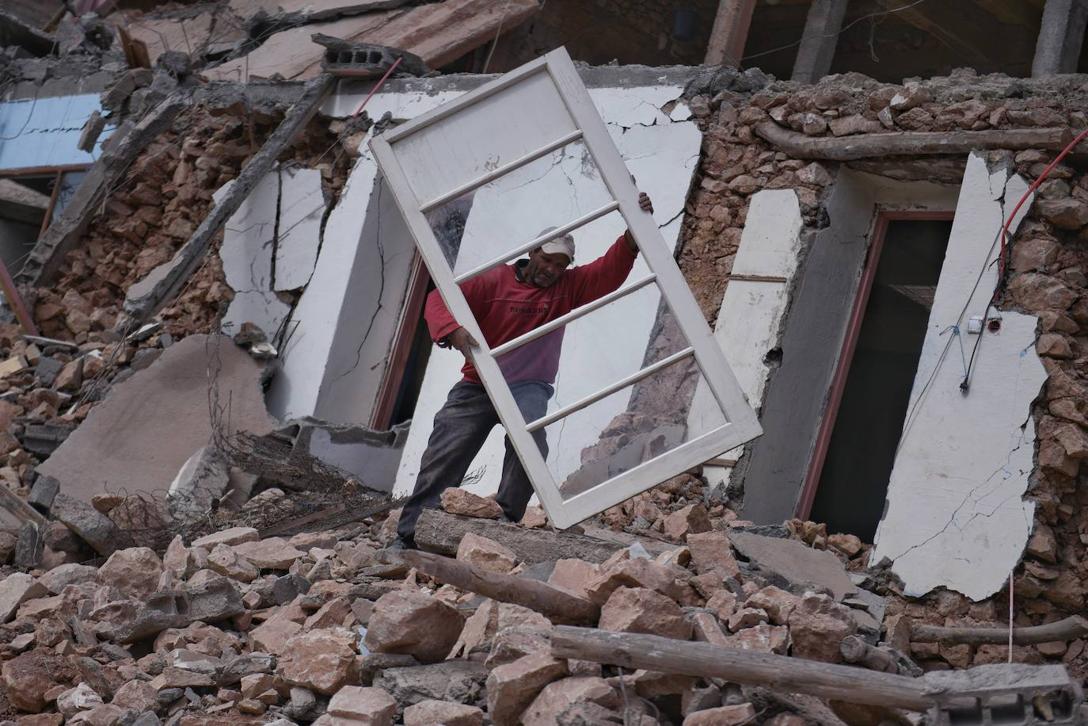 Un marroquí tras el terremoto