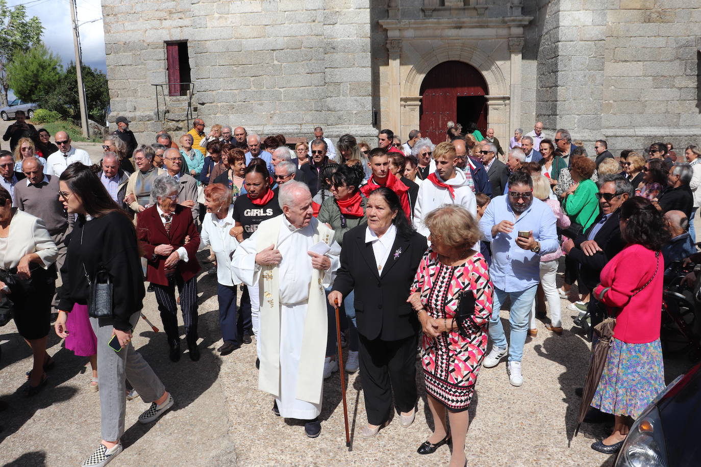 Los fieles se vuelcan con el Ofertorio de Cristóbal