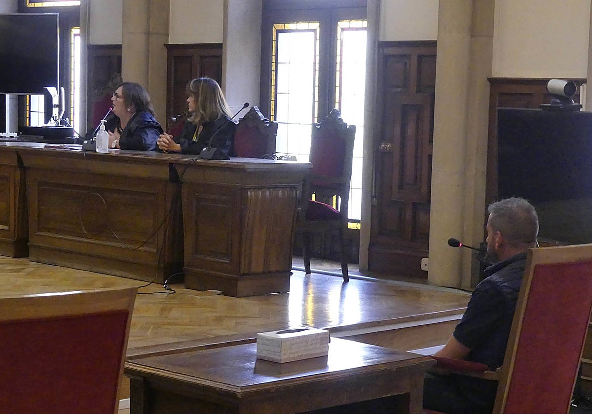 El acusado, este lunes en la Audiencia Provincial de Salamanca.