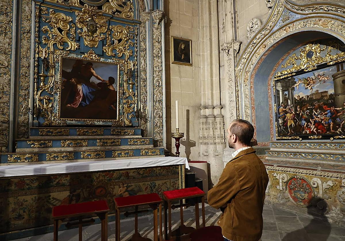 El óleo «Cristo con la cruz a cuestas» en la capilla del Nazareno.