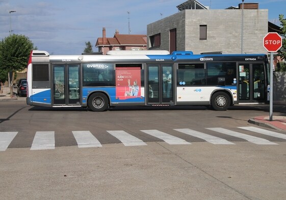 Autobús metropolitano de Cabrerizos.