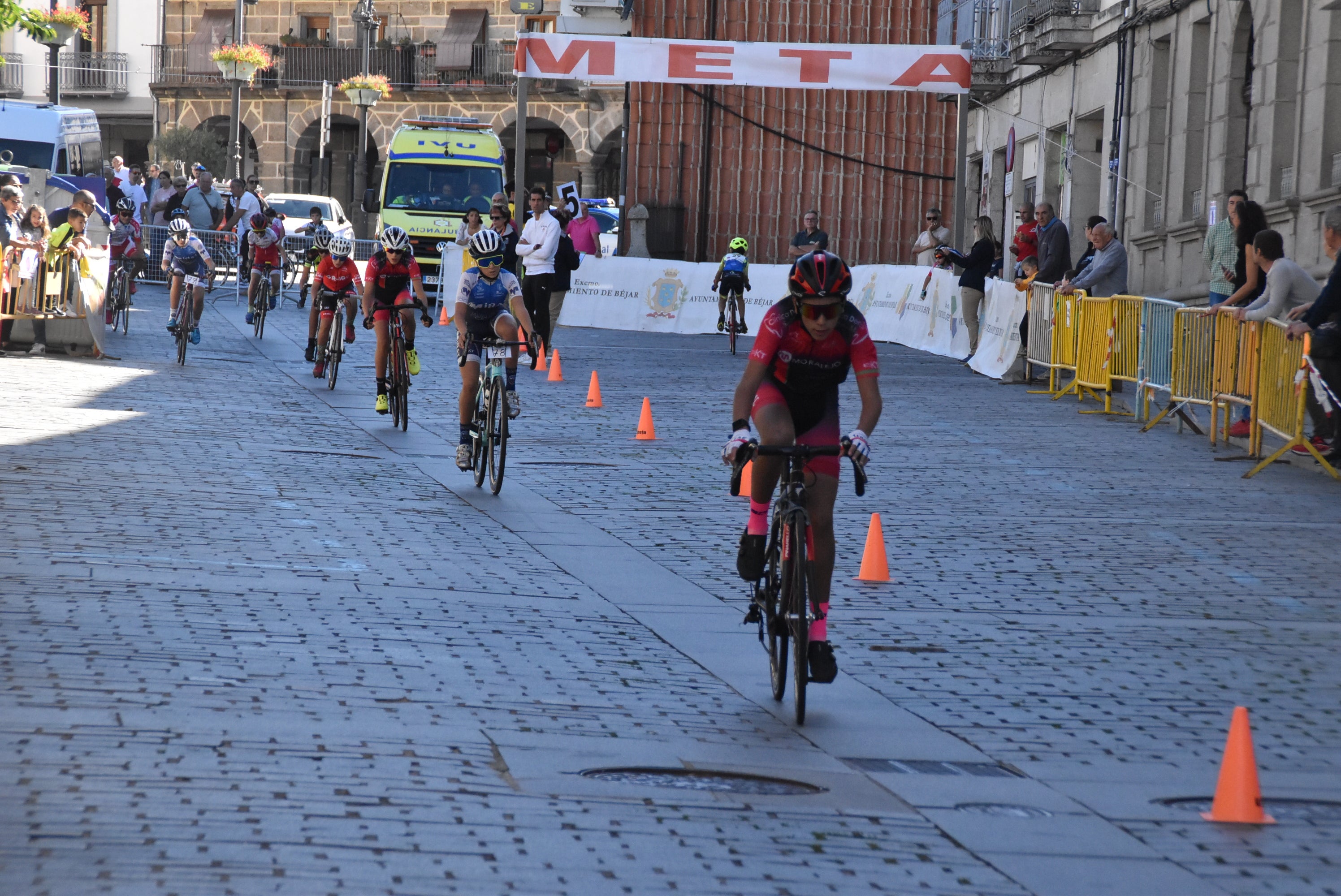 Animada mañana de ciclismo en Béjar