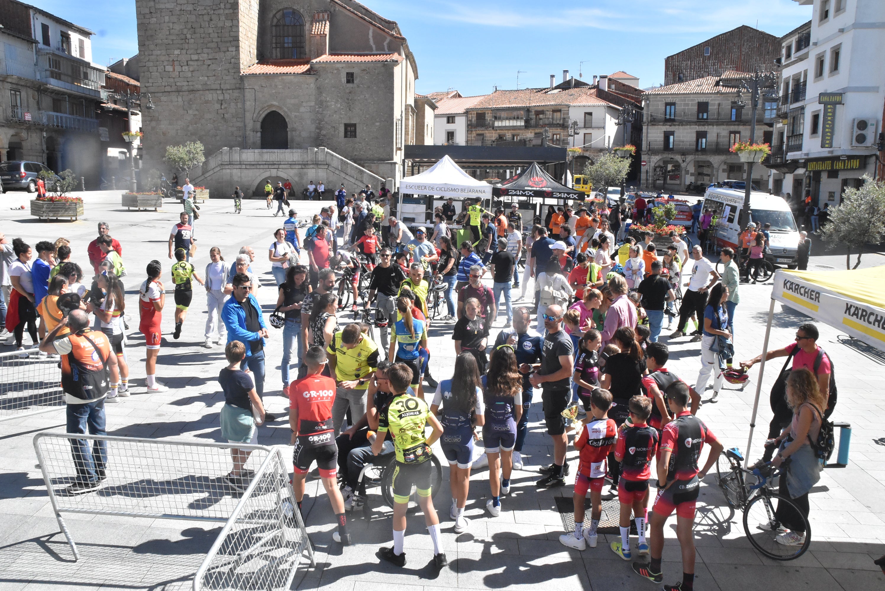 Animada mañana de ciclismo en Béjar