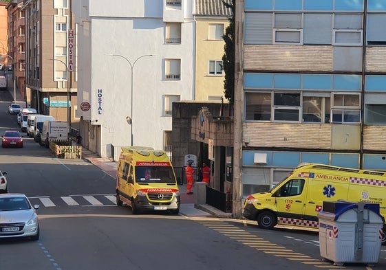 Imagen del exterior del hospital «Virgen del Castañar» de Bëjar.