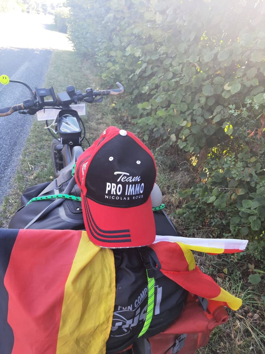Jesús Sánchez Mateos cumple su sueño: viajar en bici desde Alemania a Ledrada