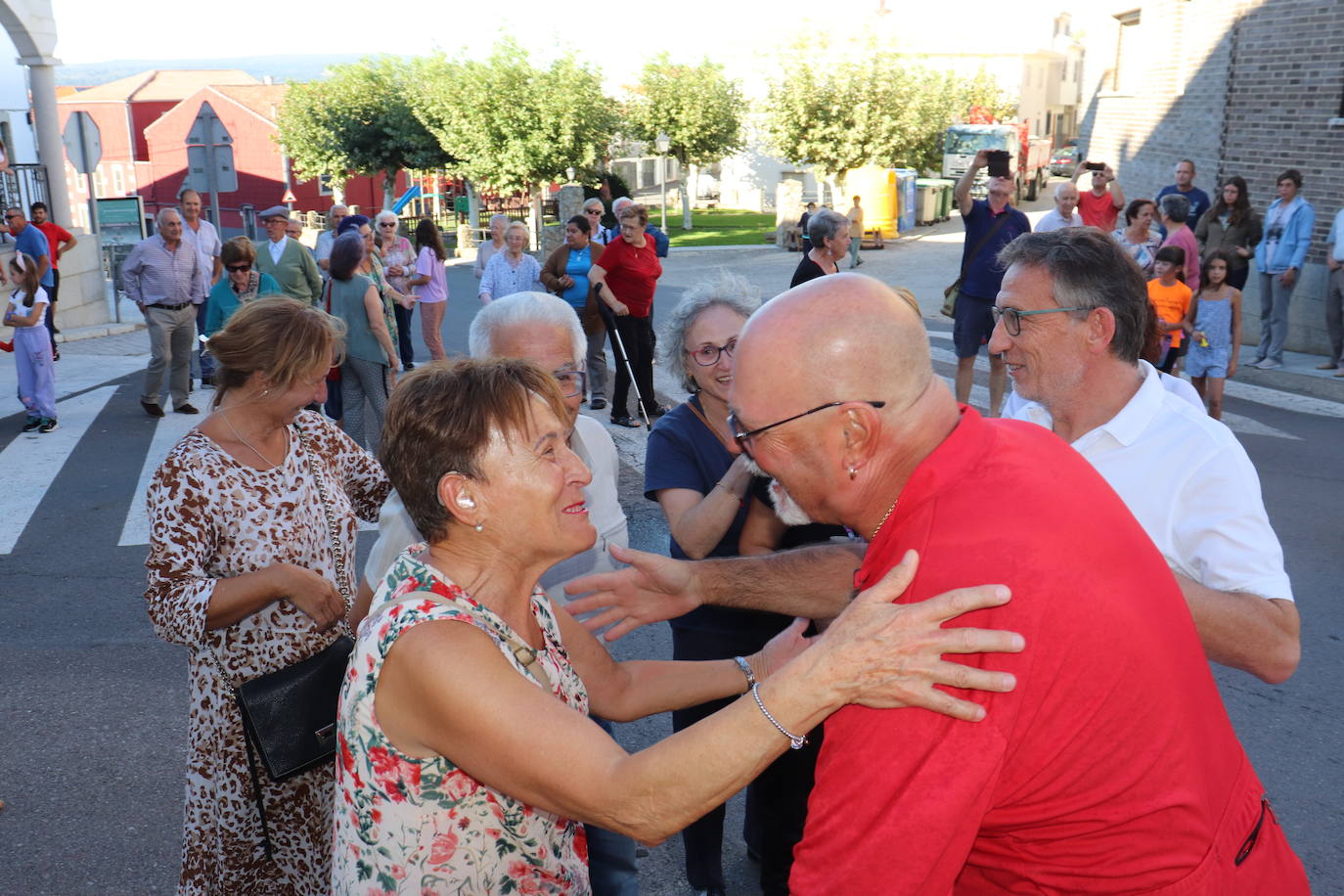 Jesús Sánchez Mateos cumple su sueño: viajar en bici desde Alemania a Ledrada