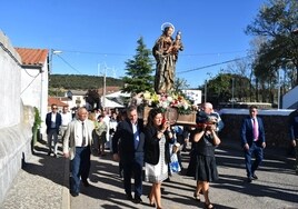 La última procesión con la imagen de la Virgen del Rosario