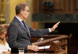 Alberto Núñez Feijóo durante el debate de investidura