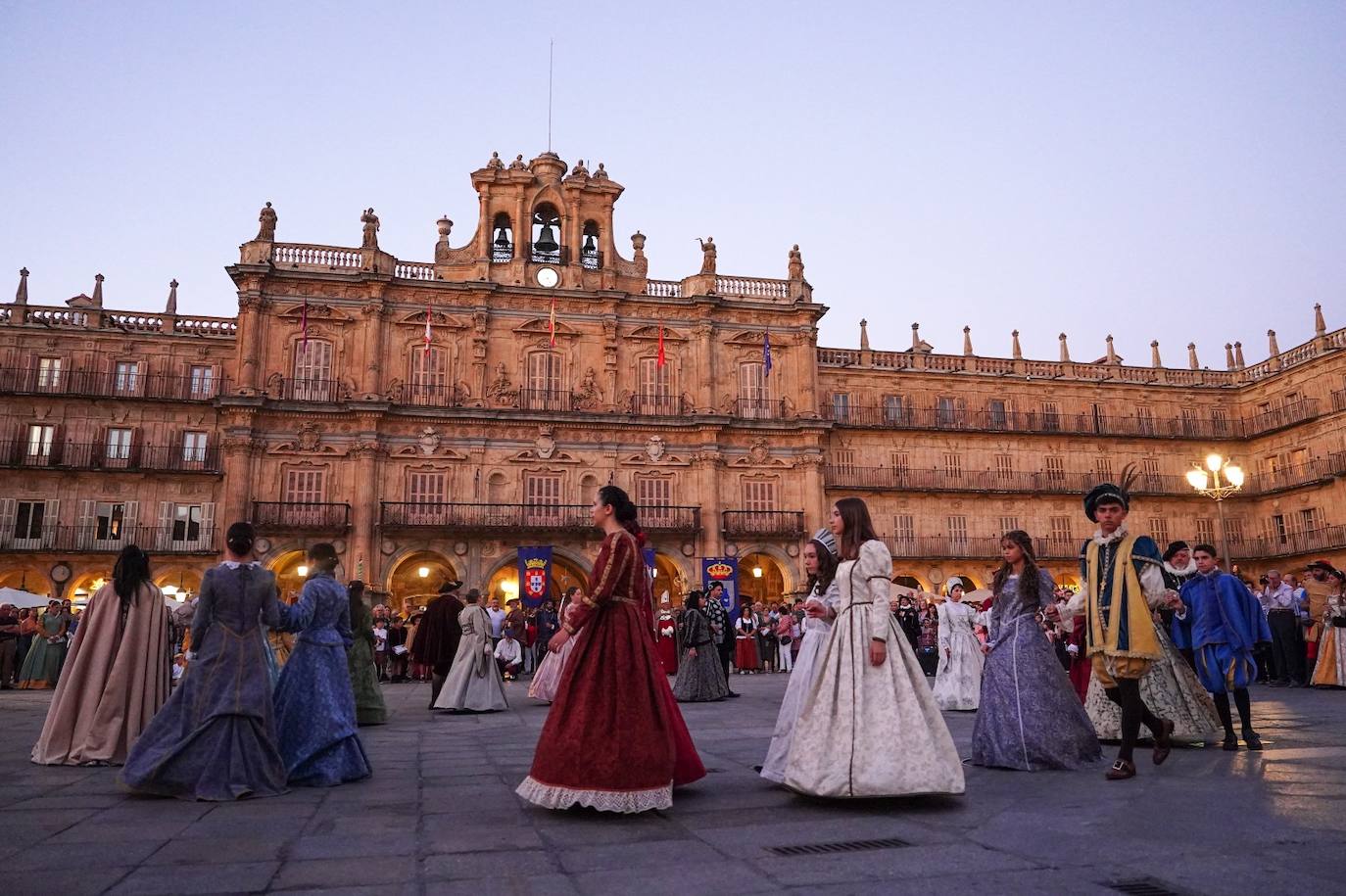 Así han sido los bailes renacentistas en la Plaza Mayor