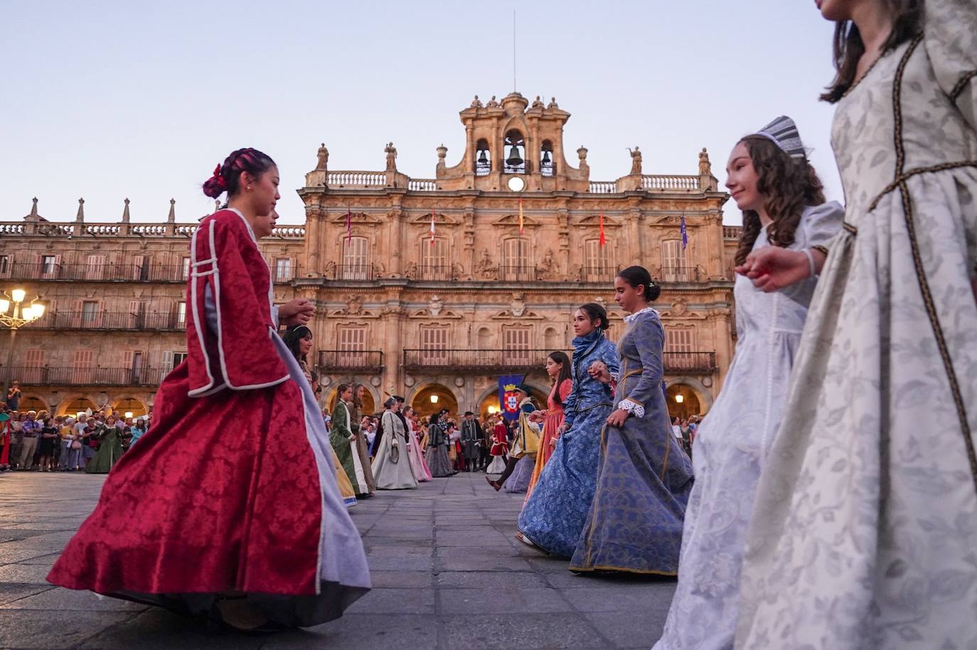 Así han sido los bailes renacentistas en la Plaza Mayor