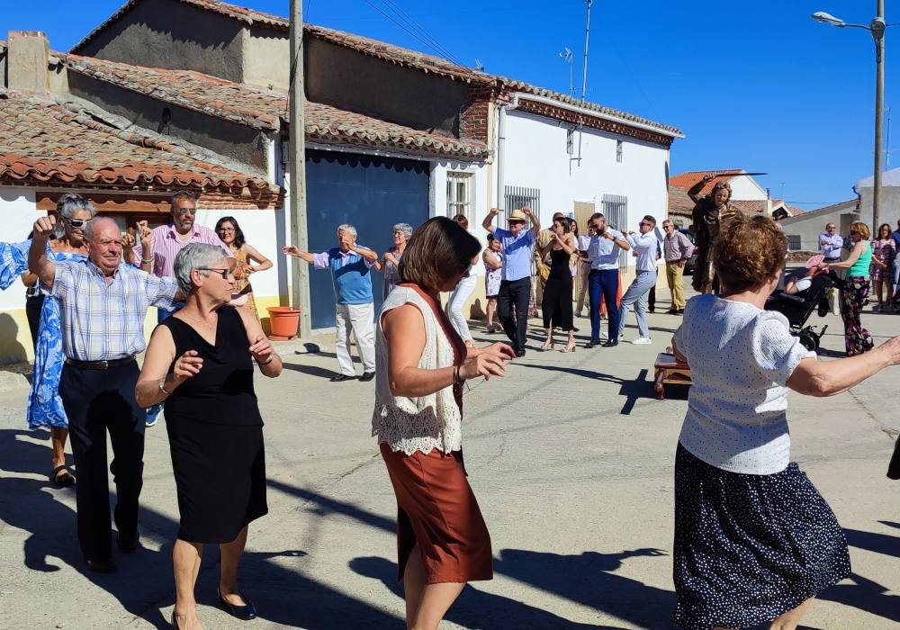 Jotas a San Miguel en Nava de Sotrobal